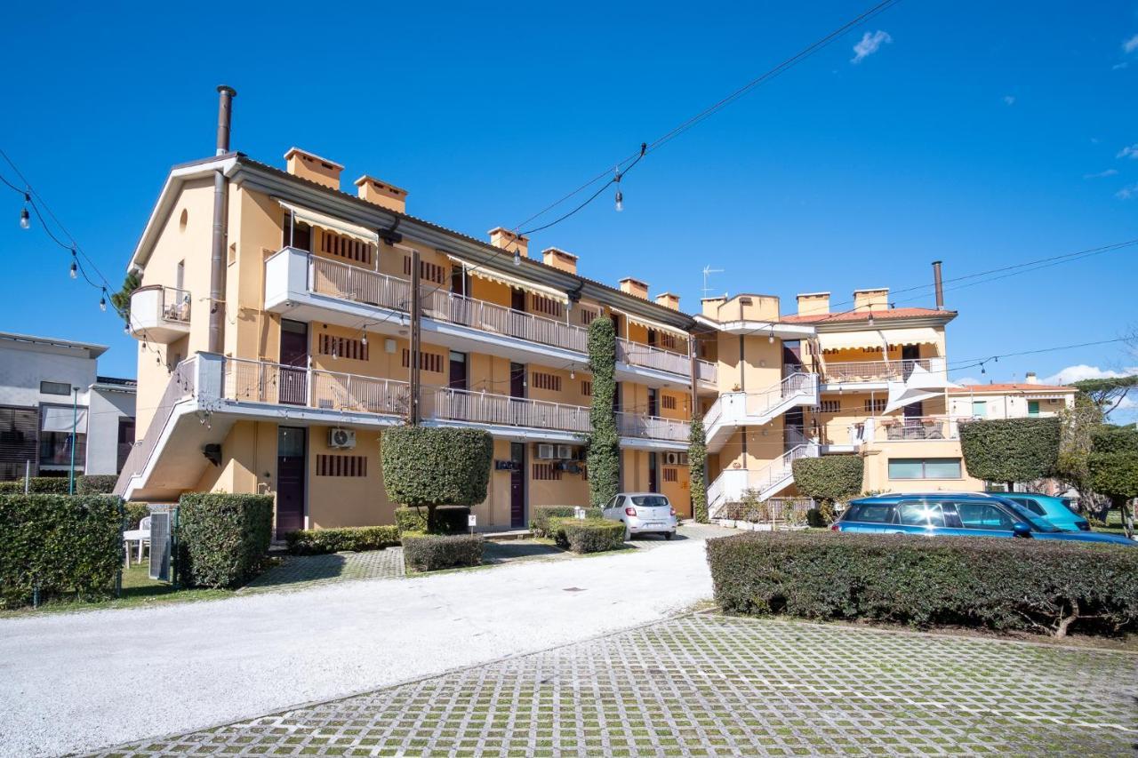 Beverly Park Residence Tirrenia Exterior foto